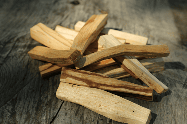 palo santo sticks